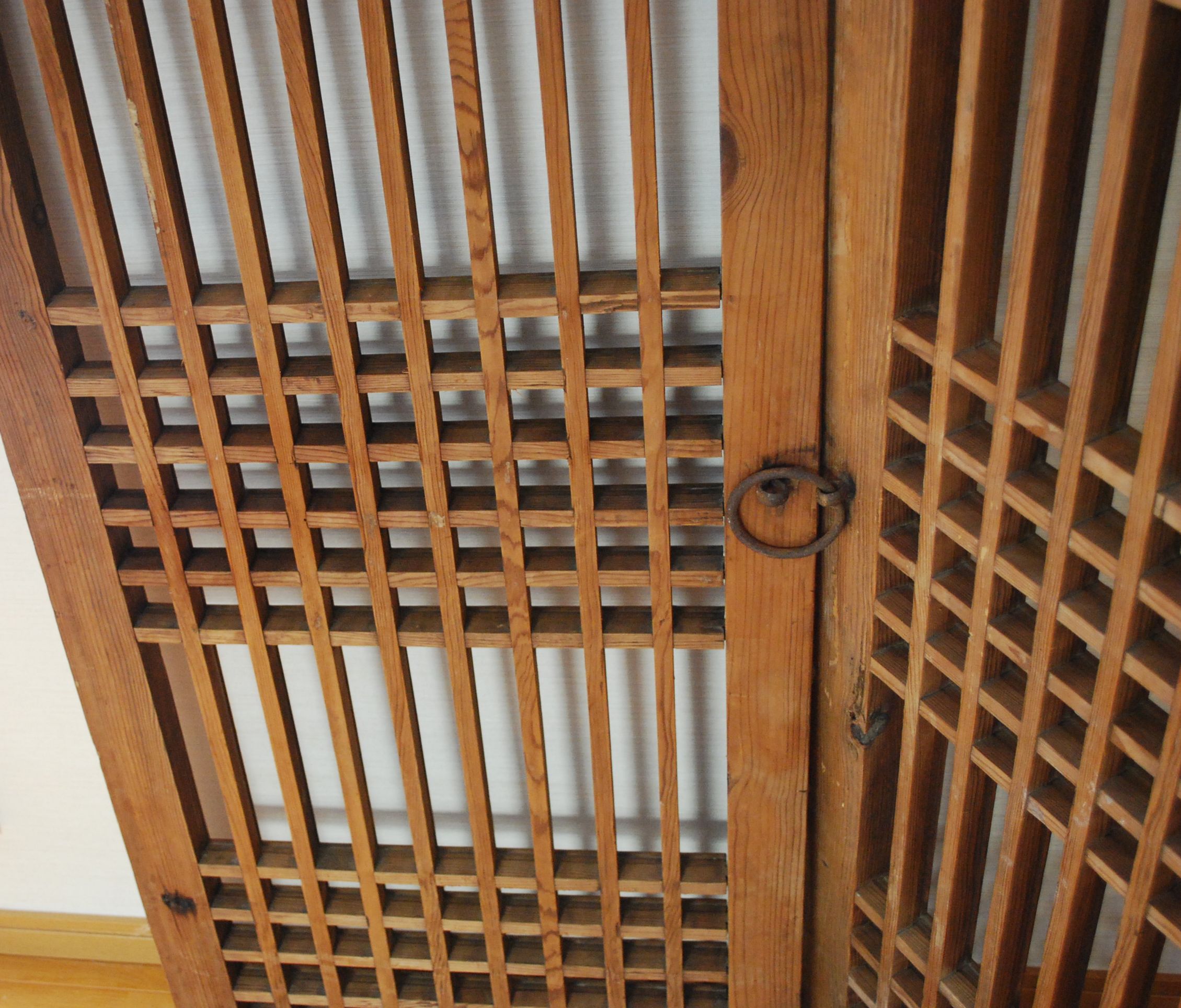 蔵出□李朝 木工木造細密組木 格子□格子扉格子窓□李朝家具建具